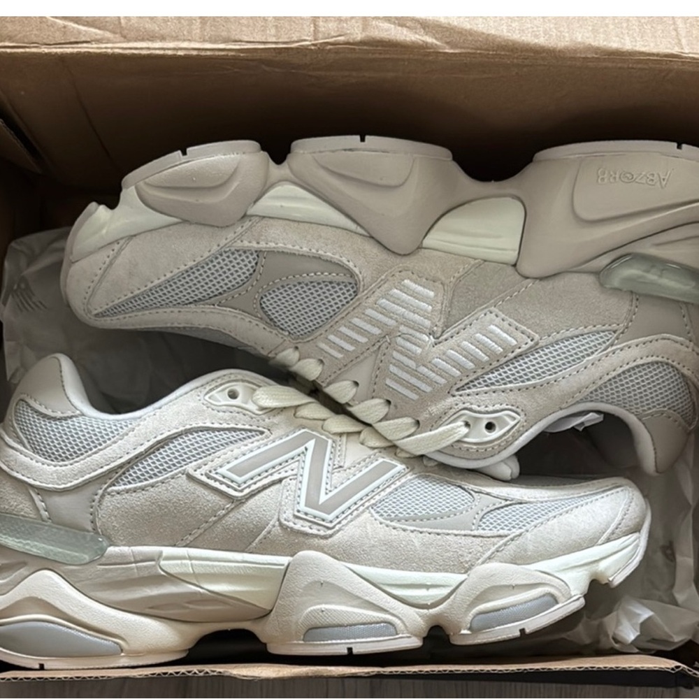 New balance 9060